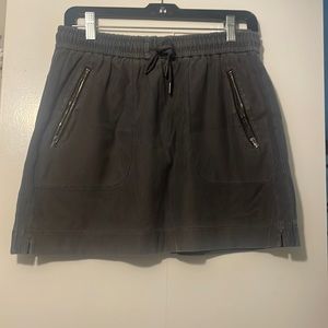 Grey cotton Athleta skirt size 6